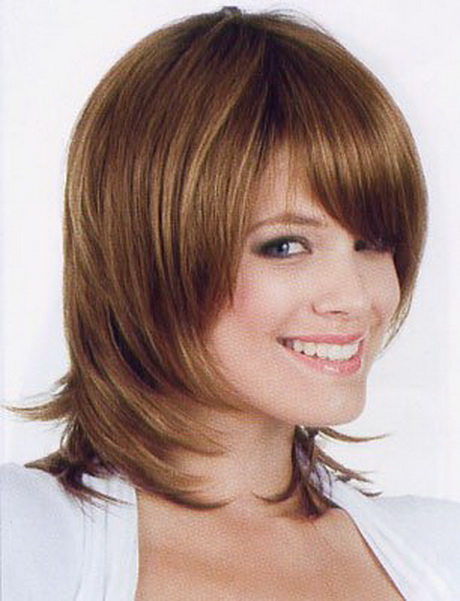 frisuren-halblang-frauen-65_12 Frisuren halblang frauen