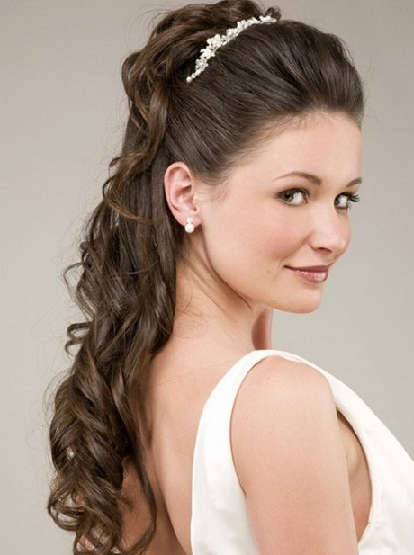 frisuren-hochzeit-braut-28_16 Frisuren hochzeit braut