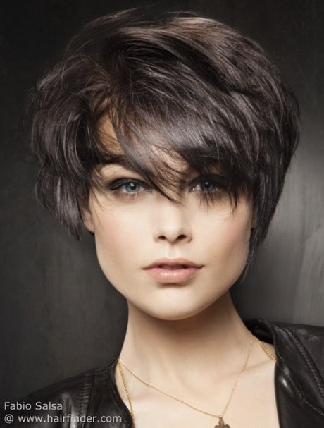 kurze-frisuren-stylen-20_15 Kurze frisuren stylen