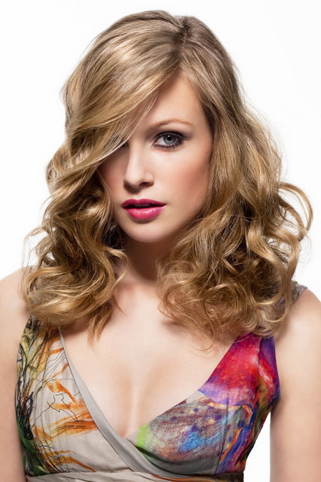 lange-locken-frisuren-10_11 Lange locken frisuren