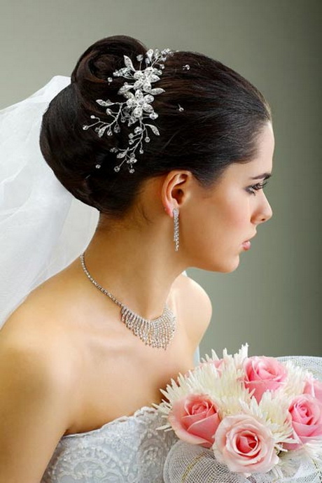 brautfrisuren-mit-diadem-37_3 Brautfrisuren mit diadem