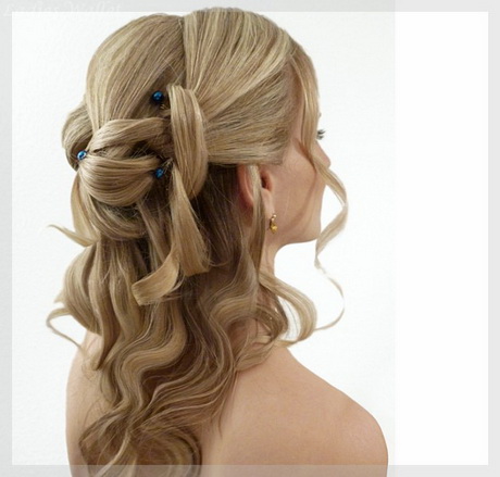 steckfrisuren-mit-locken-17_4 Steckfrisuren mit locken