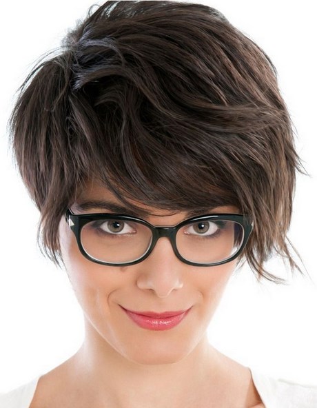 kurzhaarfrisuren-damen-2021-mit-brille-61_13 Kurzhaarfrisuren damen 2021 mit brille