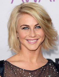 kurzhaarfrisuren-2019-damen-blond-bilder-09_13 Kurzhaarfrisuren 2019 damen blond bilder