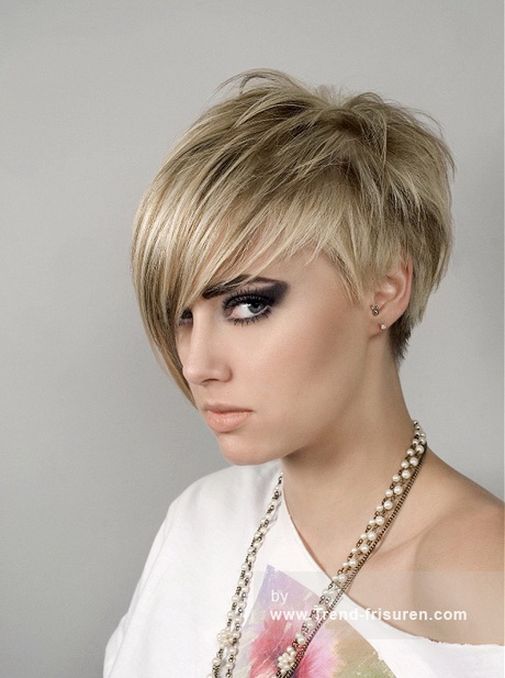 blonde-kurzhaarfrisuren-damen-01_17 Blonde kurzhaarfrisuren damen