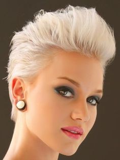 styling-kurze-haare-frauen-80_2 Styling kurze haare frauen