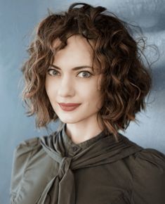 locken-kurze-haare-2019-60_4 Locken kurze haare 2019