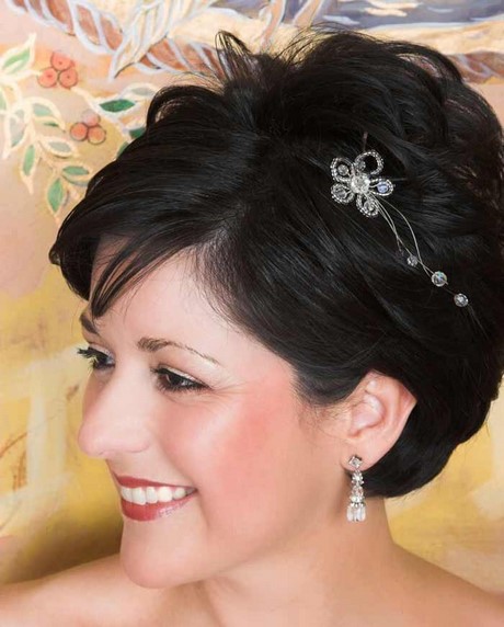 hochzeitsfrisuren-kurze-haare-mit-perlen-15_6 Hochzeitsfrisuren kurze haare mit perlen