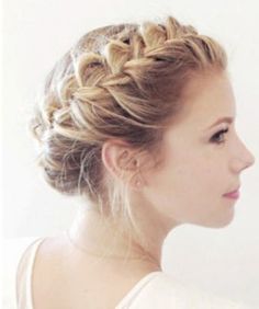 dirndl-frisuren-2016-68_18 Dirndl frisuren 2016