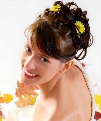 dunkelhaarige halblange frisuren