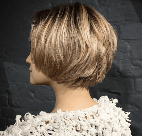 bob-frisuren-hinten-angeschnitten-89_2 Bob frisuren hinten angeschnitten