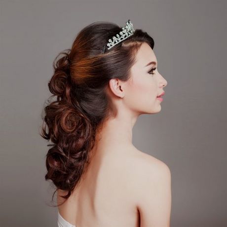 frisuren-mit-diadem-60_2 Frisuren mit diadem