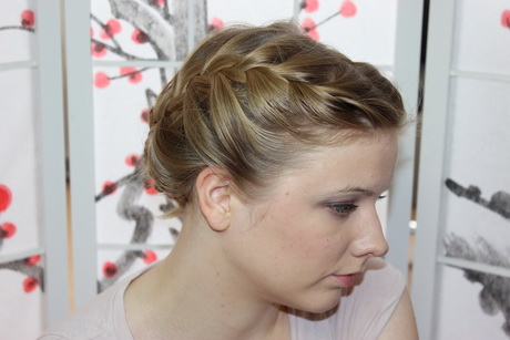 dirndl-frisuren-lange-haare-einfach-09-12 Dirndl frisuren lange haare einfach