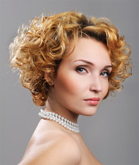 kurzhaarfrisur-locken-damen-26_8 Kurzhaarfrisur locken damen