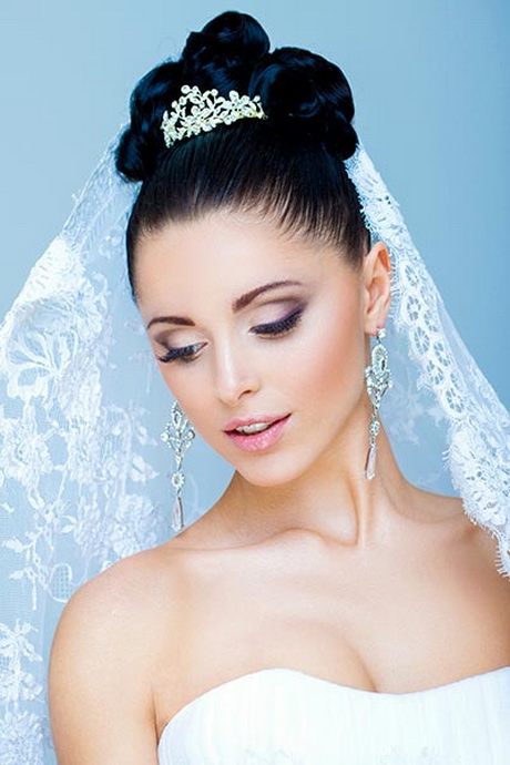 hochzeitsfrisuren-mit-diadem-93_3 Hochzeitsfrisuren mit diadem