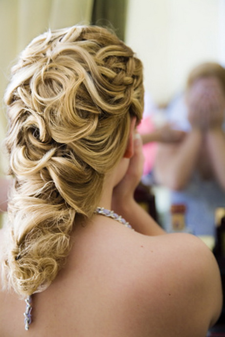 hochsteckfrisuren-fr-lange-haare-anleitung-77_16 Hochsteckfrisuren für lange haare anleitung