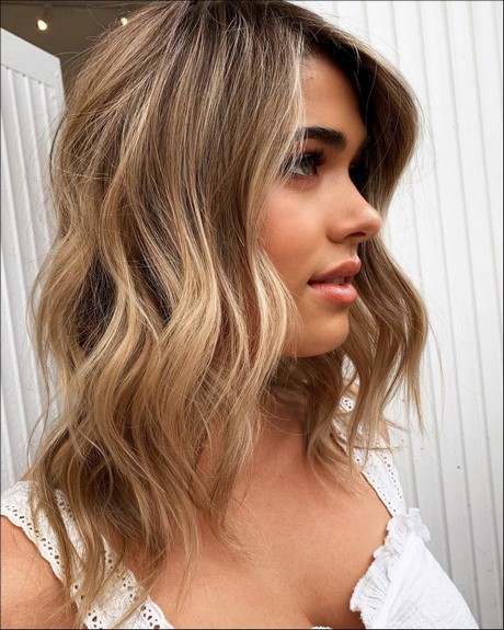 frauen-frisuren-trend-2020-93_5 Frauen frisuren trend 2020