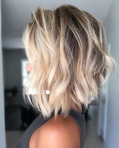 kurzhaarfrisuren-damen-blond-2022-49_9 Kurzhaarfrisuren damen blond 2022