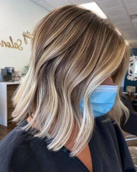 stylische-kurzhaarfrisuren-2022-frauen-46_12 Stylische kurzhaarfrisuren 2022 frauen