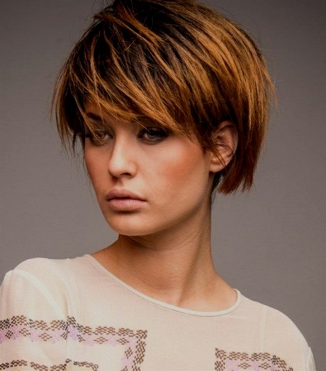 damenfrisuren-trend-2018-48_9 Damenfrisuren trend 2018