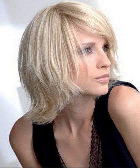 frisuren-damen-mittellang-stufig-82_15 Frisuren damen mittellang stufig