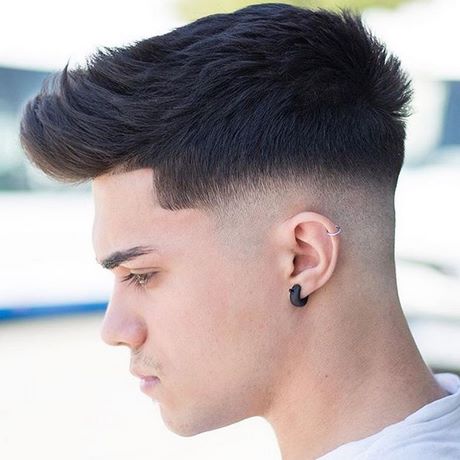 frisuren-manner-2019-undercut-32_2 Frisuren männer 2019 undercut