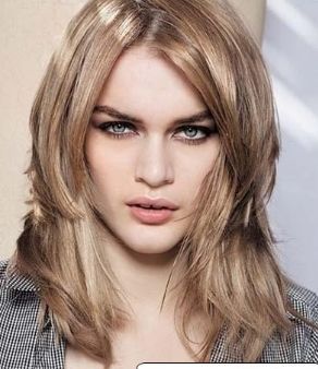 mittellange-damenfrisuren-2019-36_9 Mittellange damenfrisuren 2019