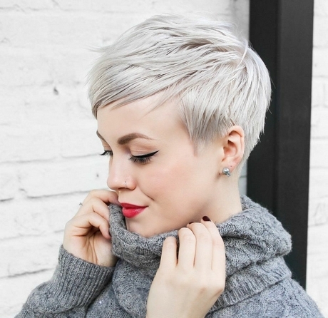 trendfrisuren-2019-kurzhaar-89_14 Trendfrisuren 2019 kurzhaar