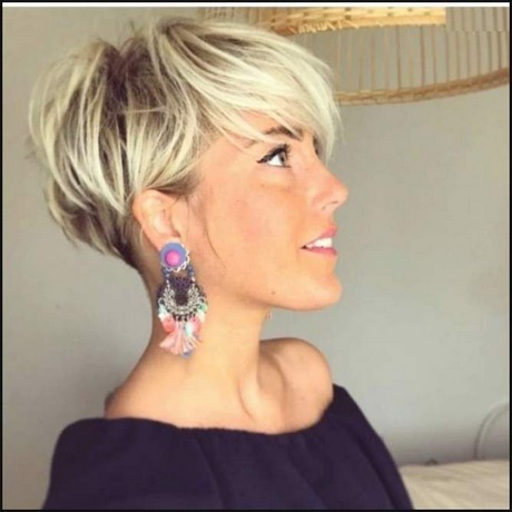 bob-frisuren-2018-blond-36_5 Bob frisuren 2018 blond