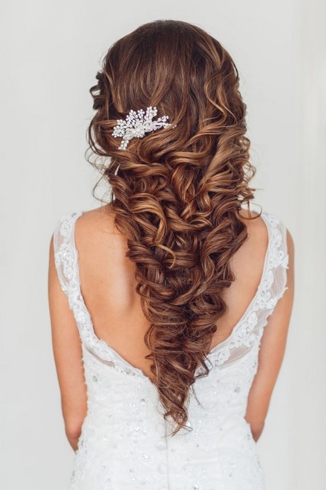 frisuren-lange-haare-hochzeit-26_6 Frisuren lange haare hochzeit