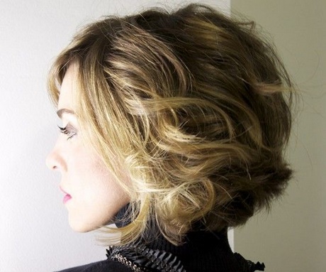 bob-frisuren-fur-welliges-haar-53_3 Bob frisuren für welliges haar