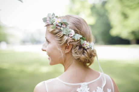 haarschmuck-hochzeit-blumen-85 Haarschmuck hochzeit blumen