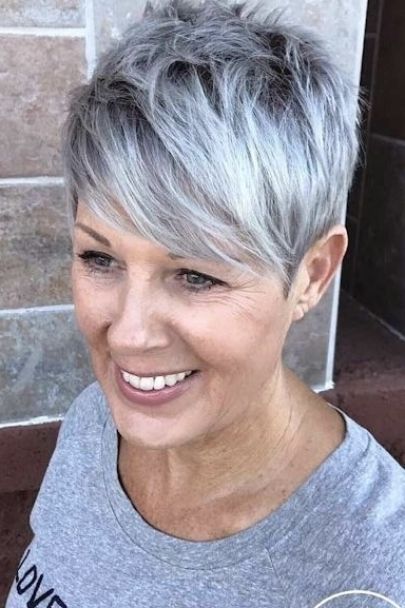 kurzhaarfrisuren-damen-2022-grau-93_9 Kurzhaarfrisuren damen 2022 grau