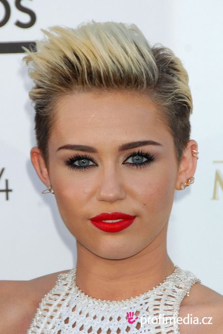 miley-cyrus-frisur-2022-66_12 Miley cyrus frisur 2022