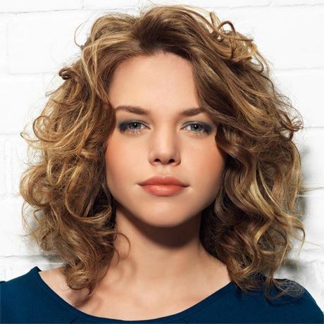 frisuren-fur-locken-und-rundes-gesicht-82 Frisuren für locken und rundes gesicht