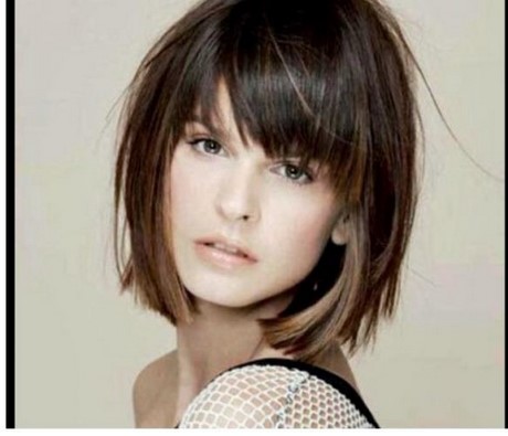 trendfrisuren-2019-mittellang-57_10 Trendfrisuren 2019 mittellang