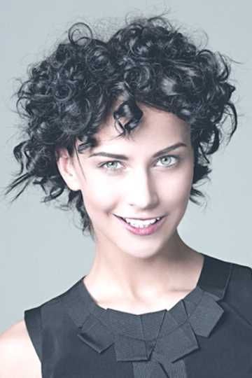 frisuren-kurz-mit-locken-27_13 Frisuren kurz mit locken