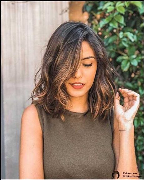 mittellange-haare-frauen-frisuren-17_16 Mittellange haare frauen frisuren